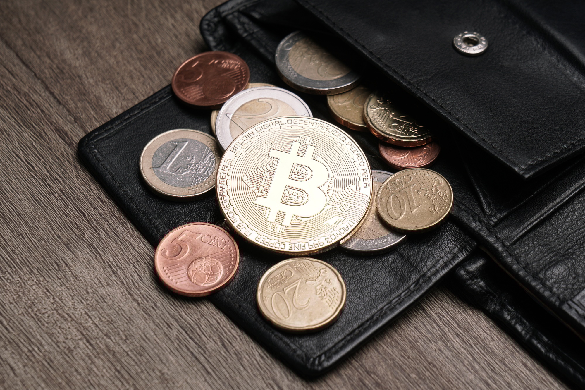 Crypto Wallets: Your Gateway to the World of Digital Assets